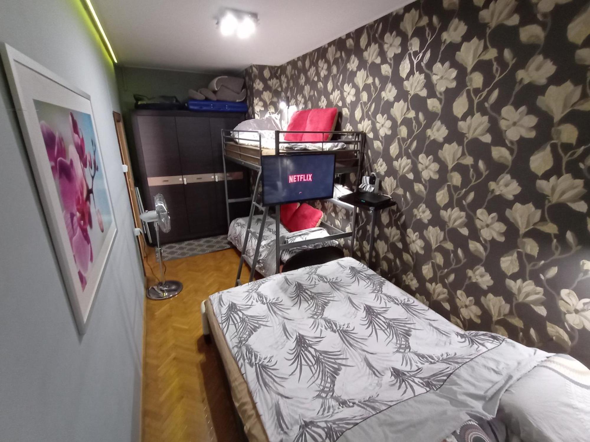 Apartament Venge -Cale Mieszkanie 46M2 Na Wylacznosc - Z Jedna Sypialnia I Jednym Sypialno-Salonem -3 Pietro Bez Windy- Rezerwacja Bez Karty Kredytowej-Klimatyzacja-Netflix-2 Lozeczka Dzieciece- Bezplatny Parking Publiczny Wroclaw Dış mekan fotoğraf